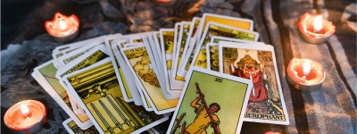 Il futuro può essere previsto? – Il passato può essere cambiato?